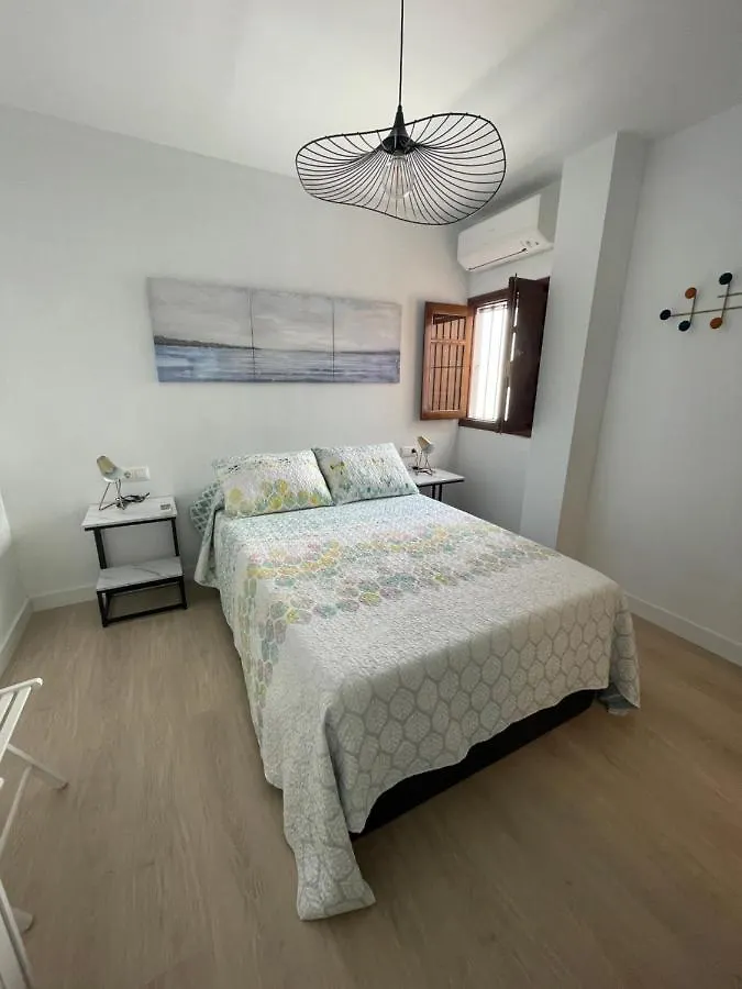 דירות קדיז Luz De La Caleta 0*,  ספרד